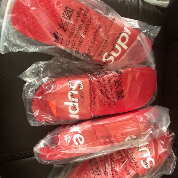 Supreme Other - Supreme slides